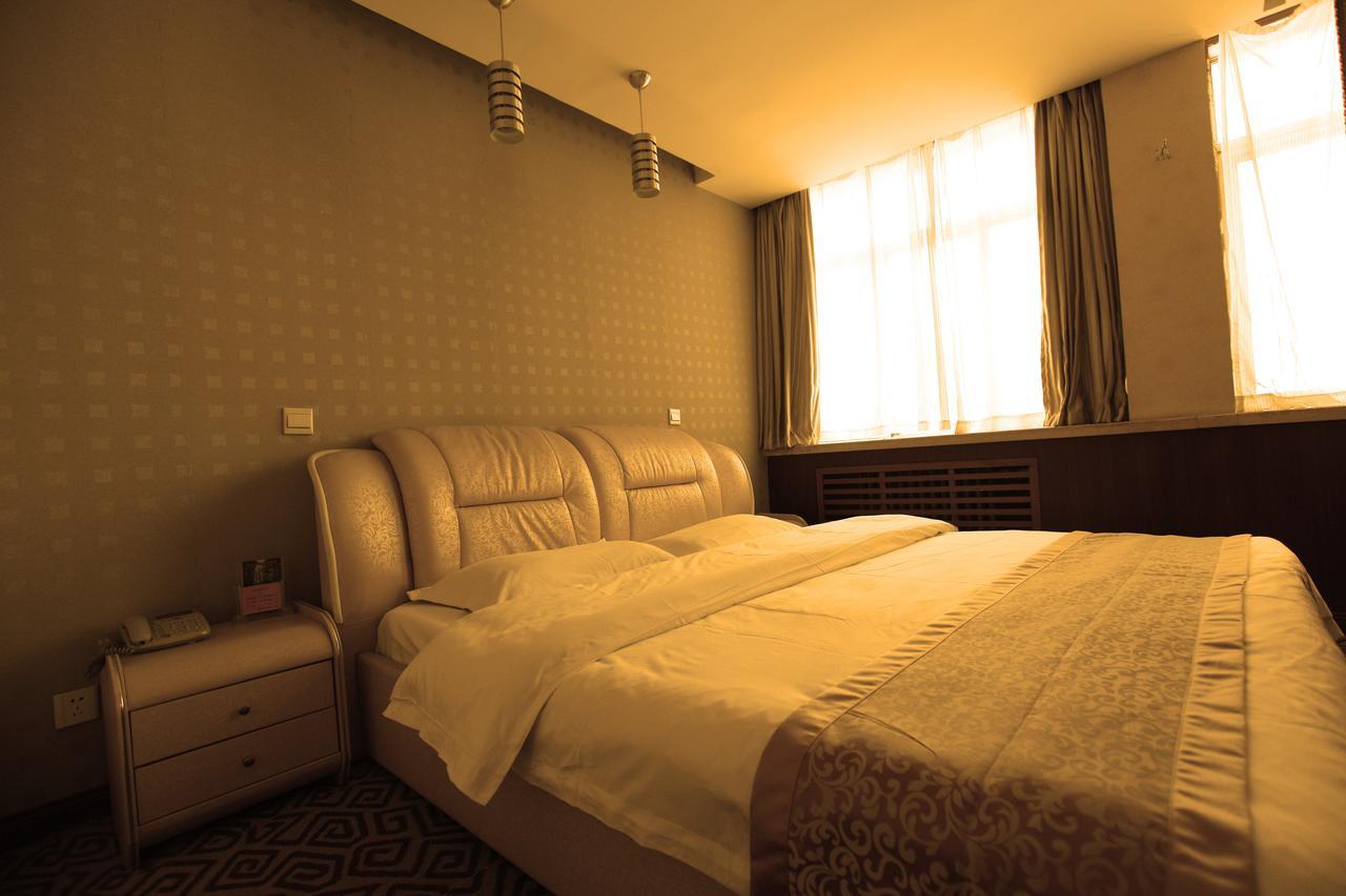 Huashan Jinsui Hotel Huayin Exteriér fotografie
