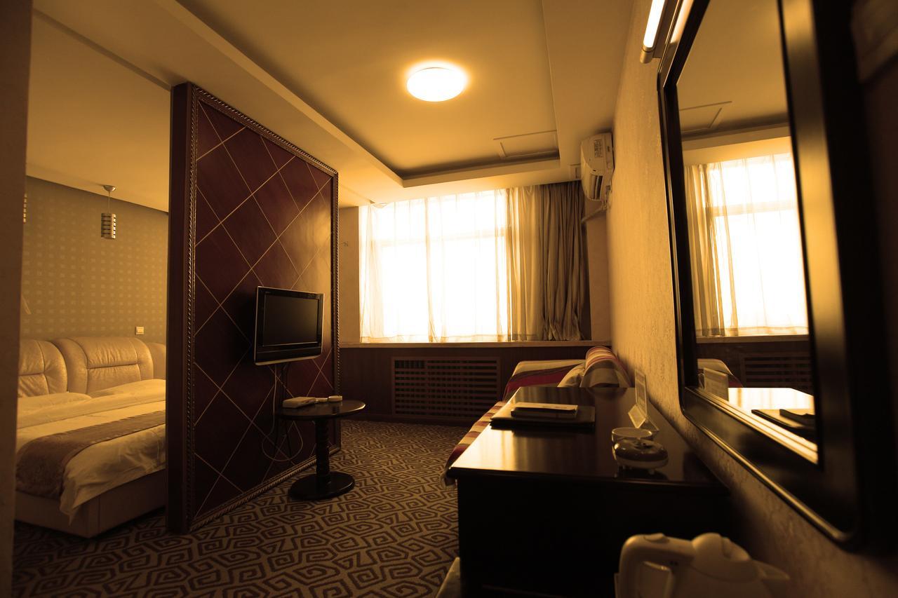 Huashan Jinsui Hotel Huayin Exteriér fotografie
